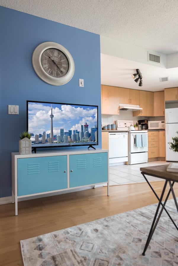 Cityscape Condo In Fort York Торонто Екстериор снимка