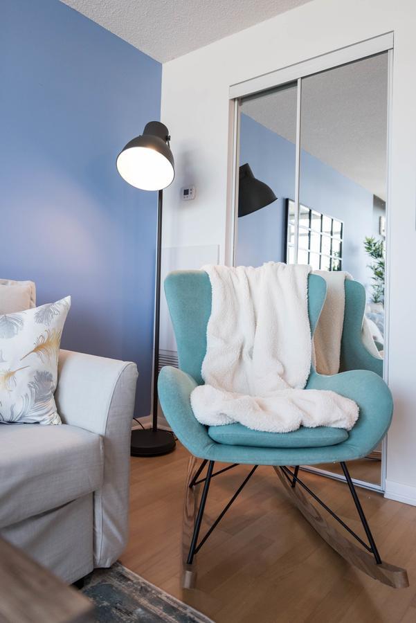 Cityscape Condo In Fort York Торонто Екстериор снимка
