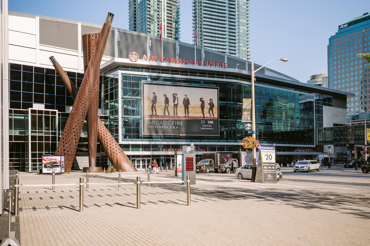 Cityscape Condo In Fort York Торонто Екстериор снимка