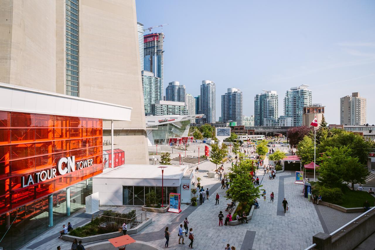 Cityscape Condo In Fort York Торонто Екстериор снимка